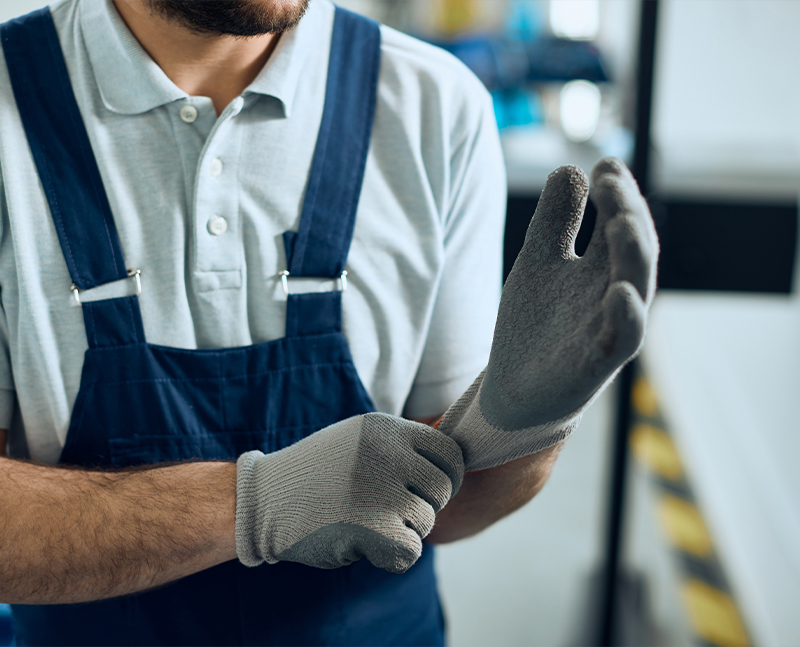 Après 17 ans de gants lourds, enfin « libre à portée de main »