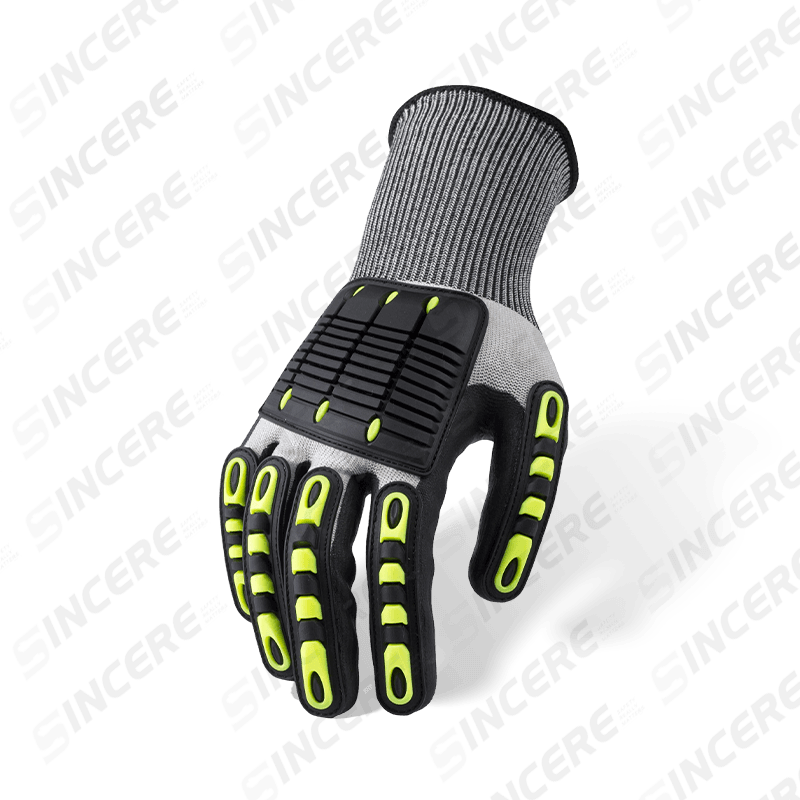 Gants anti-coupures ANSI A4 gris clair de calibre 15 avec paume en micro-mousse de nitrile noir et protection contre les chocs du dos de la main TPR