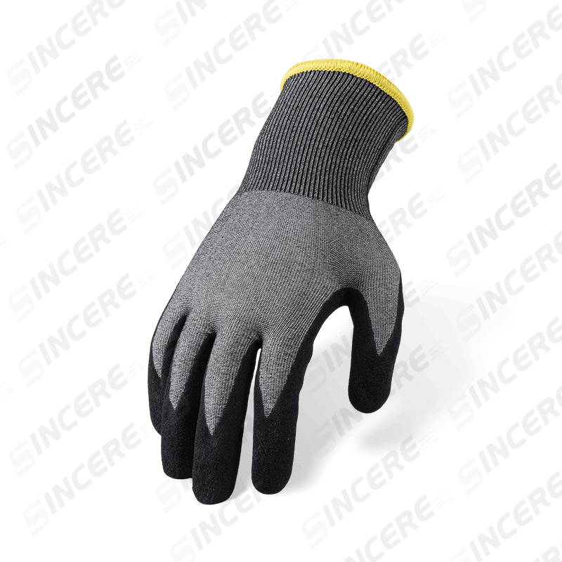 Gants ANSI A6 de calibre 18 résistants aux coupures avec palme noire en nitrile Sandy — Protection ultra-fine contre les coupures importantes