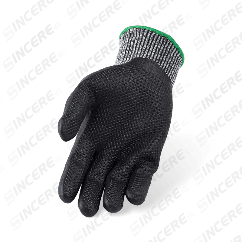 Gants ANSI A4 de calibre 13 résistants aux coupures avec paume en micro-mousse de nitrile noir et texture de grille gaufrée — adhérence améliorée Gants ANSI A4 de calibre 13 résistants aux coupures avec paume en micro-mousse de nitrile noir et texture de grille gaufrée — adhérence améliorée